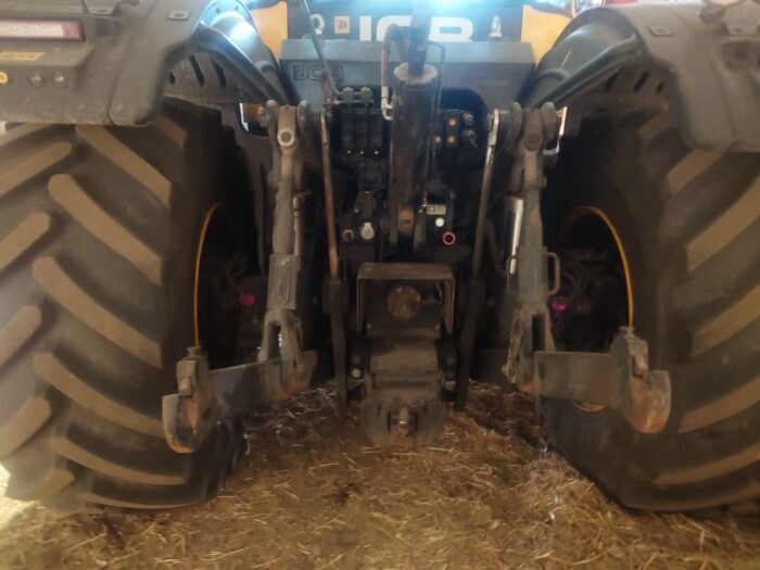JCB 4220 ICON<br />Year: 2023<br />Hours: 1670<br />Stock Number: 11035071 - Image 3