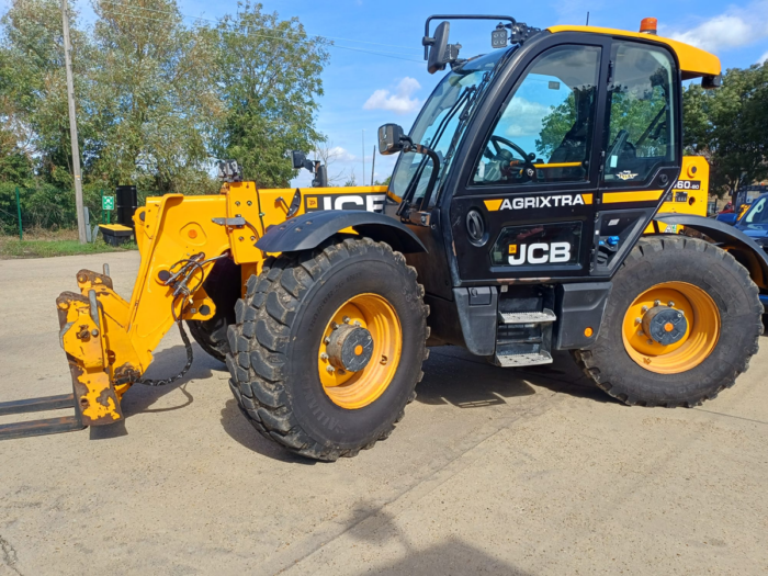 JCB 560-80V AGXVT<br />Year: 2023<br />Hours: 5556<br />Stock Number: 11034645 - Image 2